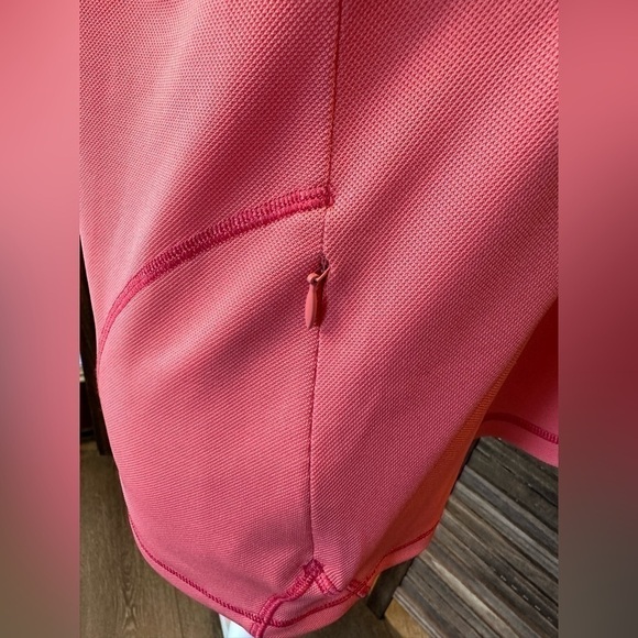 Talbots Golf Polo Shirt w/ Pocket in coral pink - Picture 4 of 9